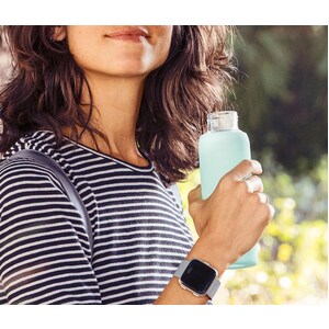 Fitbit Versa Smart Watch - Rectangular Case Shape - 24.08 mm Case Height - 24.08 mm Case Width - Grey Body Color - Alumini