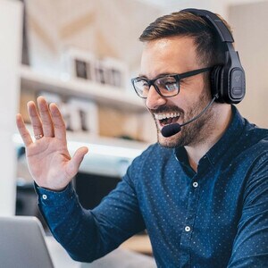 Aluratek Bluetooth Wireless Headset with Noise Cancelling Boom Microphone - Mono - Wireless - Bluetooth - 33 ft - 200 Hz -