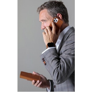 dbramante1928 ApS Lynge Carrying Case (Wallet) Apple iPhone 12, iPhone 12 Pro Smartphone - Tan - Full Grain Leather Body -