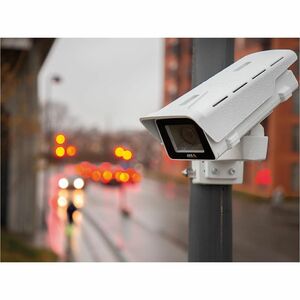 AXIS M1135-E MK II OUTDOOR NEMA 4X IP66 AND IK10-RATED LIGHT WEI