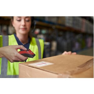 Socket Mobile D720 Barcode Scanner (with rechargeable battery pre-installed) - Wireless Connectivity - 19.49" Scan Distanc