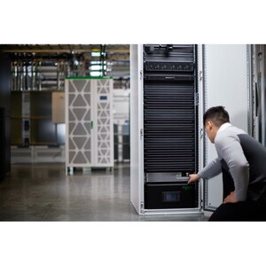 UPS online a doppia conversione APC by Schneider Electric Smart-UPS - 5 kVA/5 kW - 2U Rack/torre - 1,50 Ora Recharge - 5,2