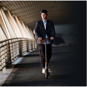 Segway Ninebot F30 Kick Scooter - Dark Grey - Carbon Structural Steel