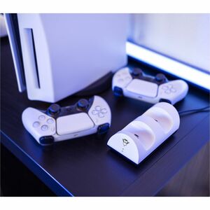 Trust GXT 254 Dock Cradle für Spielecontroller - 2 Steckplatz/-plätze - Ladefunktion - Weiß