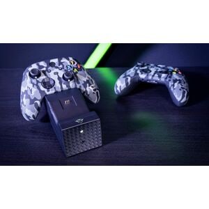 Trust GXT 250 Dock Cradle für Spielecontroller - 2 Steckplatz/-plätze - Ladefunktion - Schwarz
