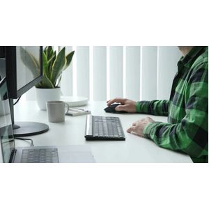 Targus Keyboard - Wireless Connectivity - English (UK) - Black - Bluetooth - Mac OS, iOS, Android, Windows, ChromeOS, iPad