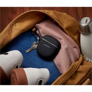 Bose QuietComfort Charging Case Bose Earbud - Triple Black - Scratch Resistant, Scuff Resistant - Silicone, Metal Body - S