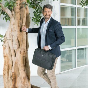 Dicota Multi SCALE Tasche (Aktentasche) für 26,7 cm (10,5 Zoll) bis 39,6 cm (15,6 Zoll) Notebook - Schwarz - Polyethylente
