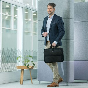 Dicota Eco Top Traveller SCALE Tasche für 30,5 cm (12 Zoll) bis 35,8 cm (14,1 Zoll) Notebook, Tablet - Schwarz - 600D Poly