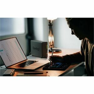 Synology DiskStation DS124 1 x Total Bays SAN/NAS Storage System RTD1619B Quad-core (4 Core) 1.70 GHz - 1 GB RAM - DDR4 SD