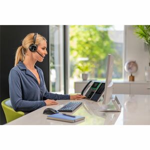 Poly Voyager 4300 UC 4310-M Com fios/sem fios Headset, Na orelha Estéreo Fone de ouvido - Preto - Siri, Google Assistant -