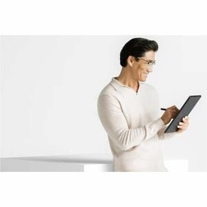 Microsoft Surface Pro 10 Tablet - 33 cm (13 Zoll) - vPro-Technologie - 16 GB Speicher - 512 GB SSD - Windows 11 Pro - Schw
