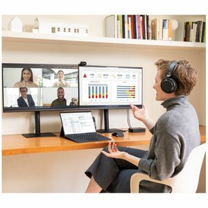 Microsoft Surface Pro Signature Keyboard - Media Control, Screen Brightness, CoPilot Hot Key(s) - French - Tablet - TouchP