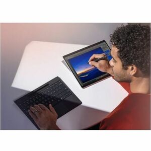 Microsoft Surface Pro 11 Copilot+ PC Tablet - 33 cm (13 Zoll) - Qualcomm Snapdragon X Elite - 16 GB Speicher - 512 GB SSD 
