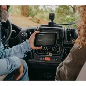 TomTom GO Camper Max Automobile Portable GPS Navigator - Black - 17.8 cm (7") - Touchscreen - Speed Camera Warning - Prelo