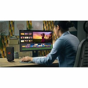 Computer desktop per gaming Asus ROG NUC RNUC14SRKU9189A2I - Intel Core Ultra 9 185H - 32 GB - 1 TB SSD - Mini PC - Intel 