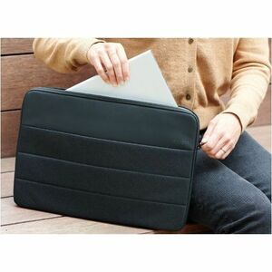 Kensington Carrying Case (Sleeve) for 39.6 cm (15.6") to 40.6 cm (16") Notebook - Black - Scratch Resistant, Bump Resistan