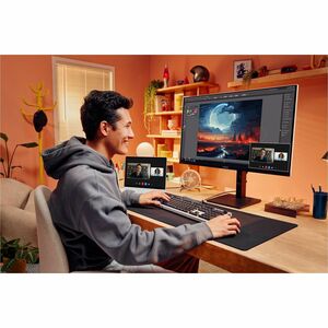 OMEN OMEN Transcend 32 32" Class 4K UHD Gaming OLED Monitor - 16:9 - 31.5" Viewable - Quantum Dot OLED - Quantum Dot OLED 