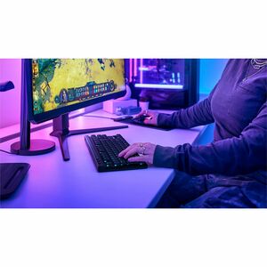 Logitech G G515 LIGHTSPEED TKL 游戏键盘 - 有线/无线 连接 - A 型 USB 接口 - RGB LED - 黑 - 蓝牙 - 87 Key(s) - Windows 10, Mac OS X 12.0 Mon