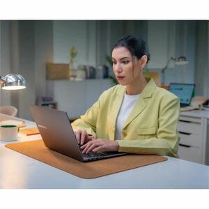 Laptop ASUSExpertBook P5 P5405CSA, 14" Pulgadas, FHD, Intel Core ULTRA 7 258V, Windows 11 Pro, Wi-Fi 6+ Bluetooth 5.3, 32G