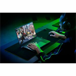 BLADE 16 (S11-NT/QHD+ 240HZ OLED/RYZEN AI9-365/32GB/RTX 5070