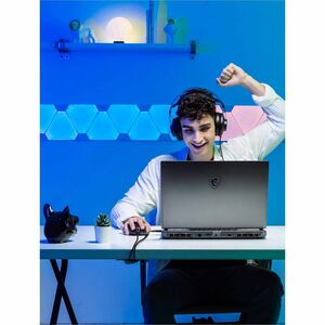 MSI Vector 16 HX AI A2XW Vector 16 HX AI A2XWIG-050US 16" Gaming Notebook - QHD+ - 240 Hz - Intel Core Ultra 9 275HX - 16 