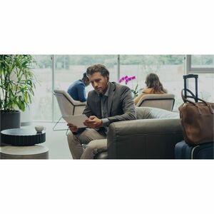 BH71 PRO Headset + Workstation with 3in colour touch screen speakerphone 3x USB 3.0 Ports USB-C port Micro USB wireless ch