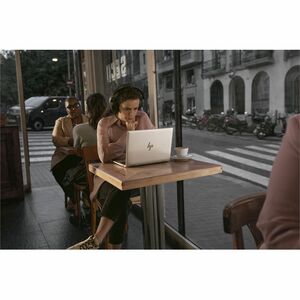 Notebook 2 in 1 Convertibile - HP EliteBook 8 Flip G1i 33,8 cm (13,3") Touchscreen - WUXGA - Intel Core Ultra 5 225U - 16 
