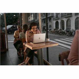 Notebook 2 in 1 Convertibile - HP EliteBook 8 Flip G1i 33,8 cm (13,3") Touchscreen - WUXGA - Intel Core Ultra 5 225U - 16 
