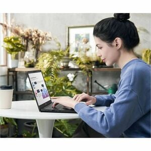 MSI Modern 15 H C2RM Modern 15 H C2RMTG-406US 15.6" Touchscreen Notebook - Full HD - 60 Hz - Intel Core 9 270H - 32 GB - 1