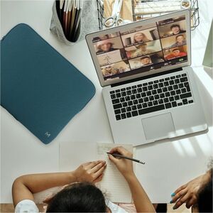 MOBILIS Skin Carrying Case (Sleeve) for 31.8 cm (12.5") to 35.6 cm (14") Notebook - Prussian Blue, Grey