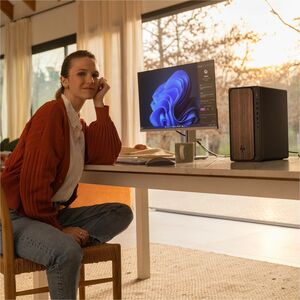 HP OmniDesk AI M03-0019nb PC. Processor family: Intel Core Ultra 7, Processor model: 265. Internal memory: 32 GB, Internal