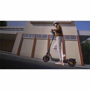 Xiaomi Electric Scooter 5 Max Roller mit Elektroantrieb - Karbonstahl