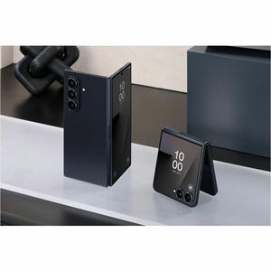 Samsung Galaxy Z Flip7 SM-F766W 512 GB Smartphone - 6.9"" Flexible Folding Screen Dynamic AMOLED 2X Full HD Plus 2520 x 10