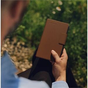 Remarkable Book Carrying Case (Folio) Digital Notepad - Brown - Dust Proof - Leather Body - 7.9" Height x 4.4" Width x 0.5