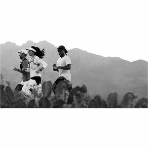 Apple Watch Ultra 3 Smartwatch - 49 mm Case Height - 44 mm Case Width - Schwarz Tasche, Farbe - Schwarz Band Color - Titan