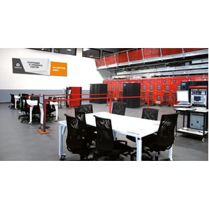 UPS online a doppia conversione Vertiv Liebert - 20 kVA - Tower - 380 V AC, 400 V AC, 415 V AC Ingresso