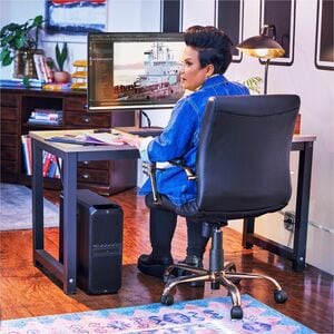 HP Z6 G5 A Workstation - AMD Ryzen Threadripper PRO 9955WX - 64 GB - 1 TB SSD - Tower - Black - AMD PRO 695 Chip - Windows