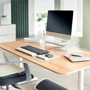 ACCO Ergo Height Adjustable Monitor Stand - Up to 68.6 cm (27") Screen Support - 11.2 cm Height x 20.9 cm Width x 43.8 cm 