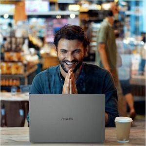 Asus VivoBook 15 M1502 M1502NAQ-BQ024W 39,6 cm (15,6 Zoll) Notebook - Full HD - 60 Hz - AMD Ryzen 7 7735HS - 16 GB - 1 TB 