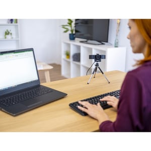 Trust Webcam - 30 fps - Black - USB 2.0 - 3840 x 2160 Video - Auto-focus - 74° Angle - Microphone - For Computer, Notebook