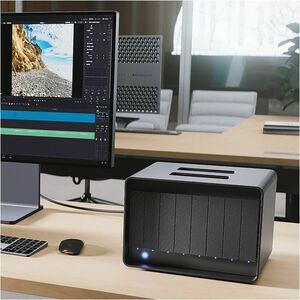 LaCie 8big Pro5 STNC128000400 8 x Total Bays DAS Storage System - 128 TB HDD - 8 x 16TB - 8 x HDD Installed - 128 TB Insta
