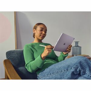 Apple iPad Air 13 (2026) Tablet - 33 cm (13") - 12 GB - 512 GB Storage - 5G - Starlight - M4 Octa-core (8 Core) - 600 cd/m