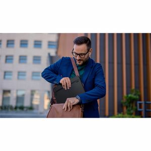 Dell EcoLoop Carrying Case (Sleeve) for 38.1 cm (15") to 40.6 cm (16") Notebook - Black - Water Resistant, Anti-scratch, W