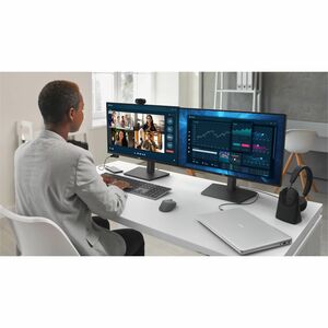 Dell Pro Plus 24 USB-C Hub Conferencing Monitor - P2426HEB