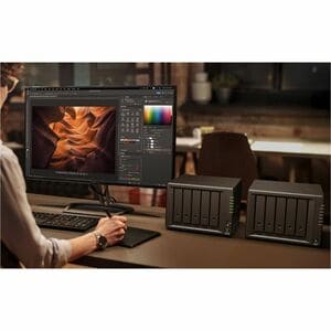 Synology DS1525neo+ 3 x Total Bays NAS Storage System - AMD Ryzen V1500B Quad-core (4 Core) 2.20 GHz - 4 GB RAM - DDR4 SDR