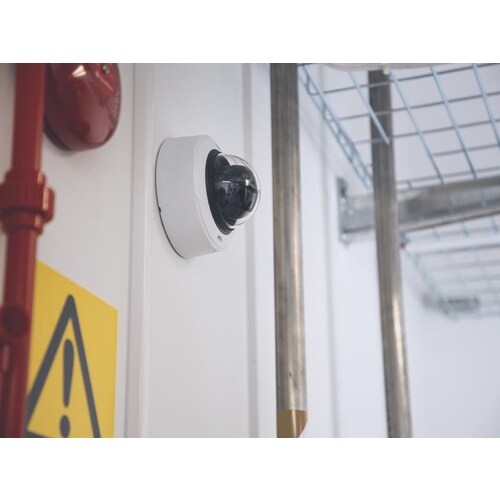 AXIS P3248-LV 4K Netzwerkkamera - Farbe - Kuppel - Weiß - 40 m Infrarot Nachtsicht - H.264, H.264 (MPEG-4 Teil 10/AVC), H.