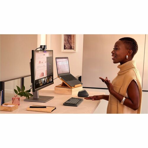 Logitech Master Webcam - 8.5 Megapixel - 60 fps - Graphite - USB Type C - 4K - 3840 x 2160 Video - STARVIS Sensor - Auto-f