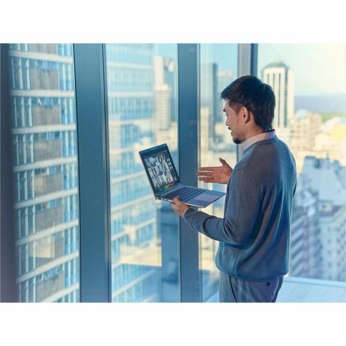 Vista 21 de HP EB8G1i14 U7 258V 14 32GB/1T PC