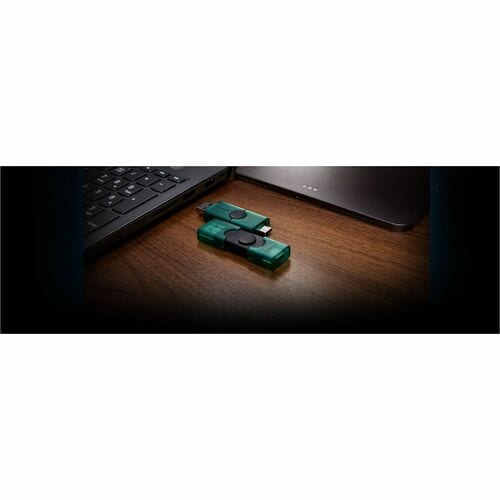 Vista 7 de 256GB USB-A + USB-C 3.2 Gen 1 DataTravel